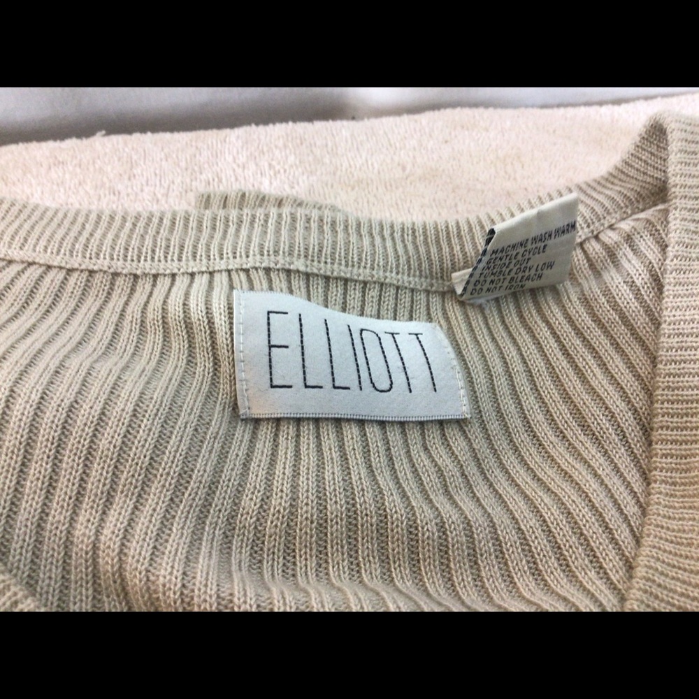 Woman’s Sz XL ELLIOTT Sleeveless Beige Sweater - Picture 8 of 10